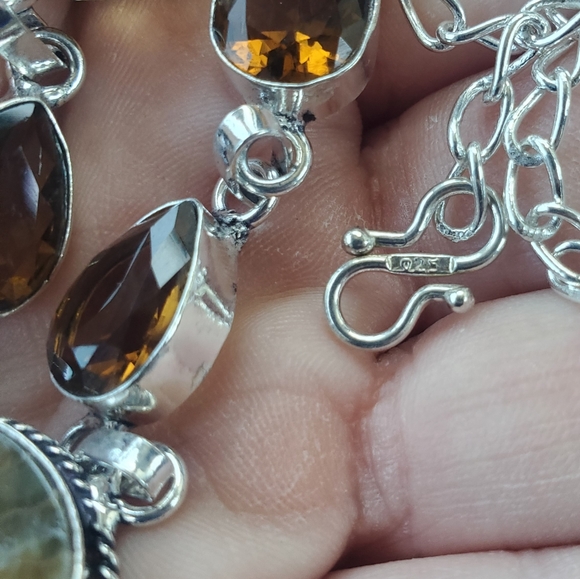 New Ammonite Fossil and Smoky Topaz 925 Silver Necklace. - Picture 15 of 15